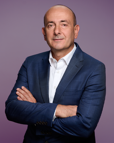 Srđan Šišić - izvršni direktor pravnih, regulatornih i korporativnih poslova One Crna Gora